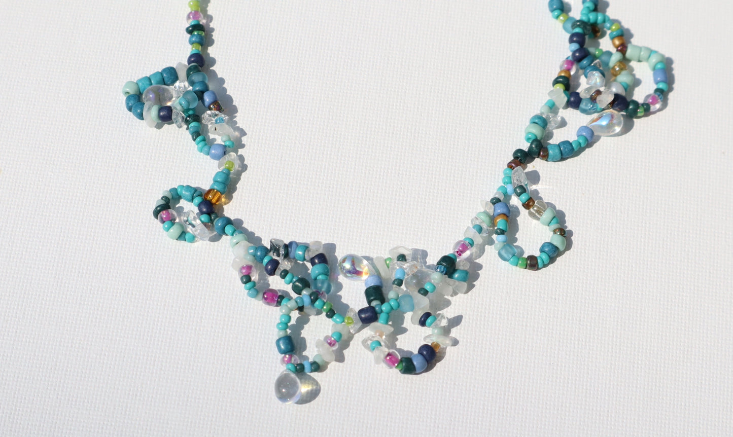 005 Turquoise Glass Beads Necklace